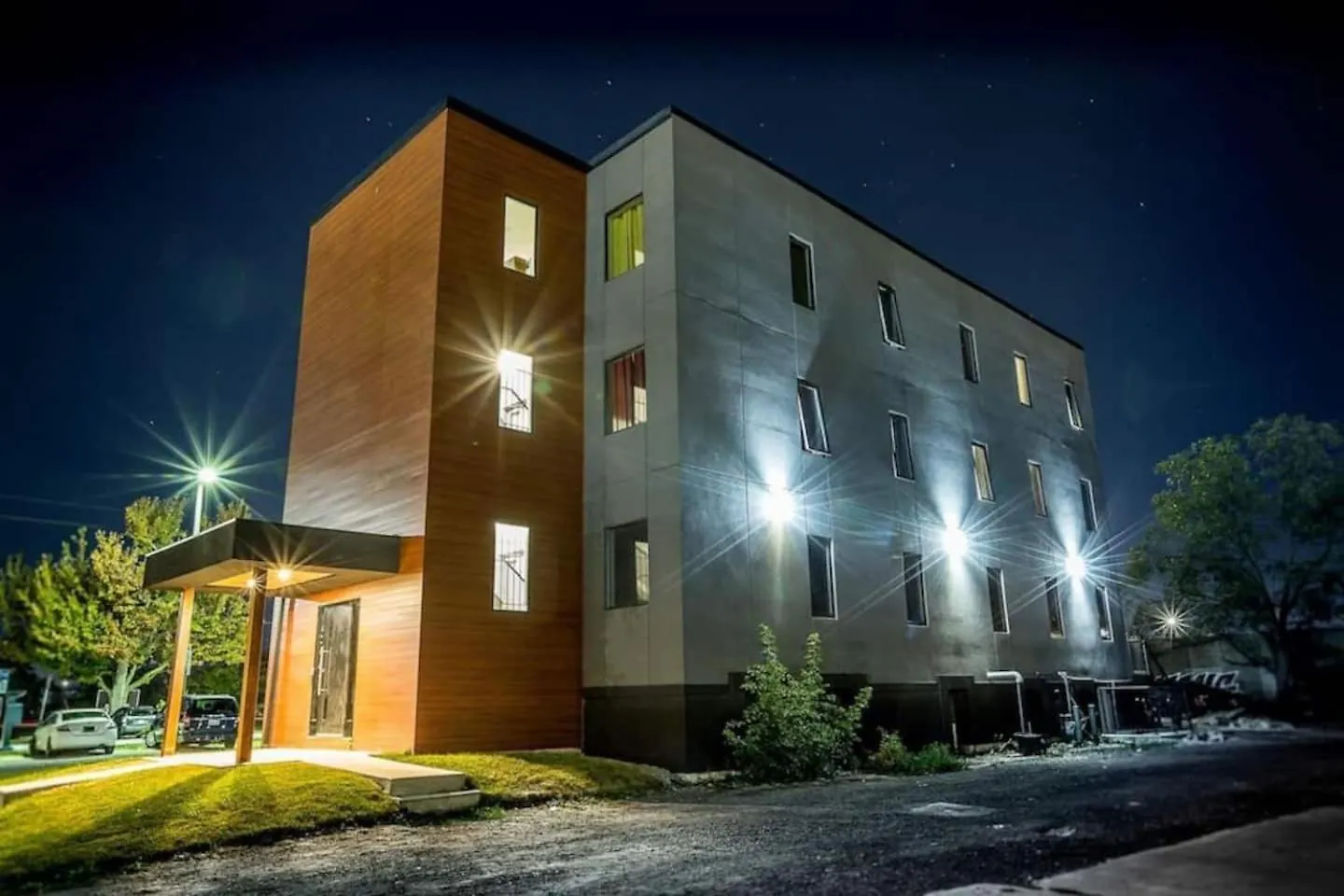 Fallsview Boutique 2Bd 1B Apartment Niagara Falls Canada